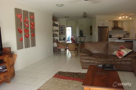 Property photo of 2/285-291 Esplanade Cairns North QLD 4870