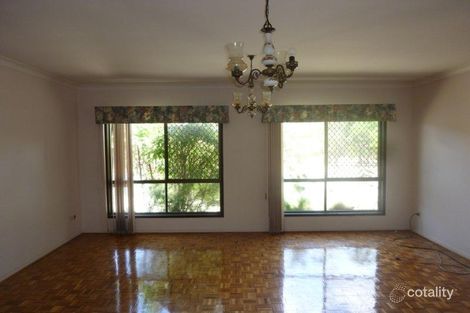 Property photo of 28 Cadogan Street Carindale QLD 4152