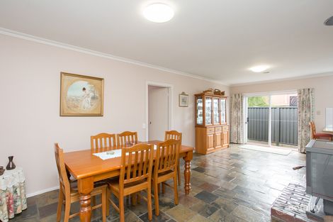 Property photo of 6 Colonial Court Alfredton VIC 3350