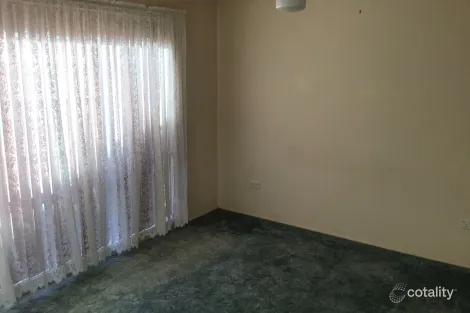 Property photo of 33 Eucalyptus Avenue Worrigee NSW 2540