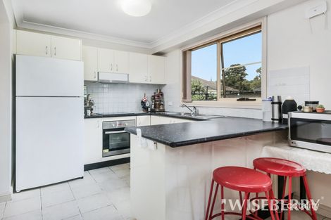 Property photo of 6/40 Larien Crescent Birrong NSW 2143