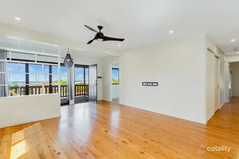 Property photo of 15 Sexton Hill Drive Banora Point NSW 2486