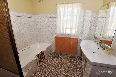 Property photo of 58 Vermont Road Warrawong NSW 2502
