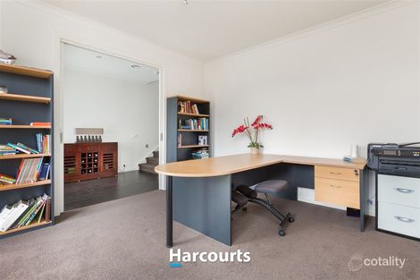 Property photo of 9 Serene Way Clyde North VIC 3978