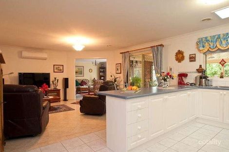 Property photo of 4 Little Acre Close Langwarrin VIC 3910