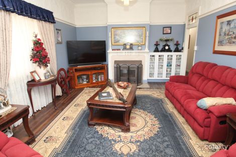 Property photo of 53 Molesworth Street Tenterfield NSW 2372