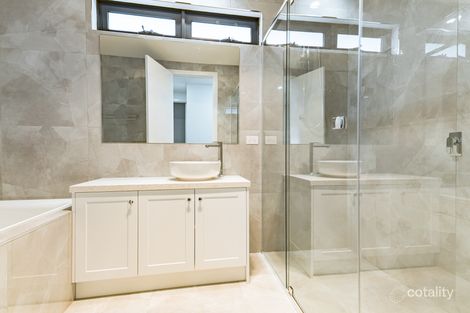 5 Winston Ct, Blackburn South, VIC 3130