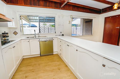 Property photo of 22 Hinkler Crescent Sunset QLD 4825