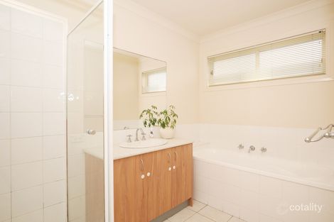 Property photo of 16 Meadow Crest Circuit Mount Martha VIC 3934