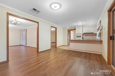 Property photo of 2 Duster Court Brookfield VIC 3338