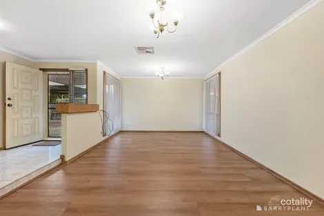 Property photo of 2 Duster Court Brookfield VIC 3338