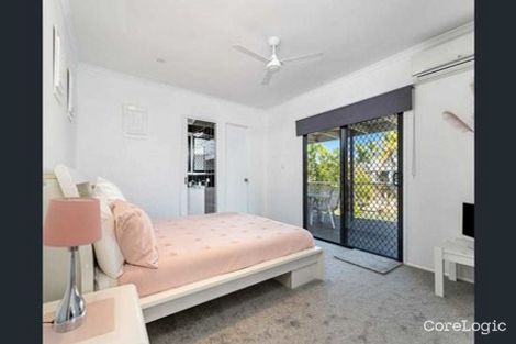 Property photo of 10 Monterey Court Broadbeach Waters QLD 4218