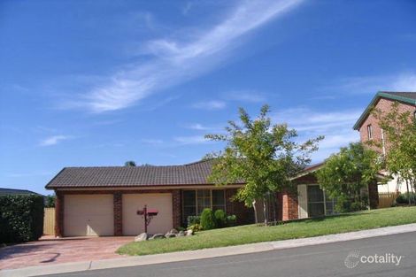 17 Huon Cres, Albion Park, NSW 2527