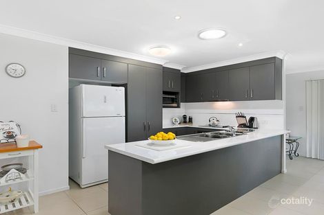 Property photo of 27B Pine Terrace Redland Bay QLD 4165