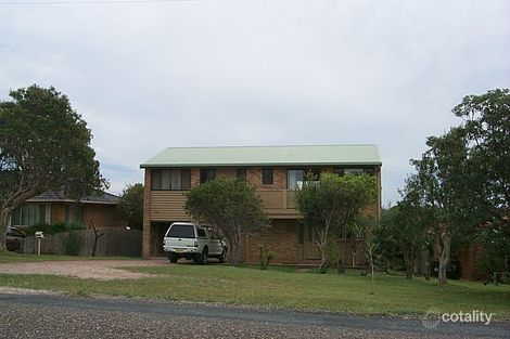 Property photo of 1537 Ocean Drive Lake Cathie NSW 2445