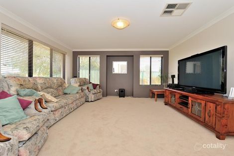 Property photo of 11 Villena Circle Port Kennedy WA 6172