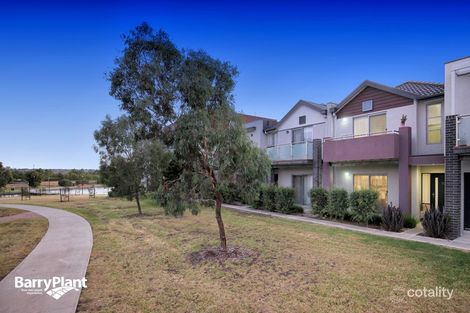 Property photo of 11 Alexander Circuit Craigieburn VIC 3064