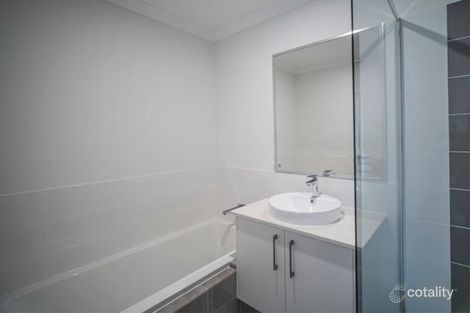 Property photo of 2A Oleander Way Kallaroo WA 6025