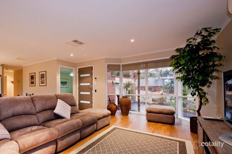 Property photo of 2/42 Shalbury Avenue Eltham VIC 3095