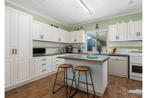 Property photo of 274 Taylor Street Glenvale QLD 4350