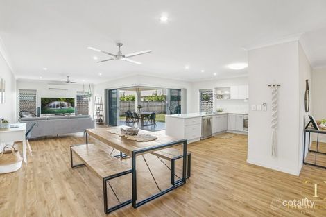 Property photo of 35 Fossilbrook Bend Trinity Park QLD 4879