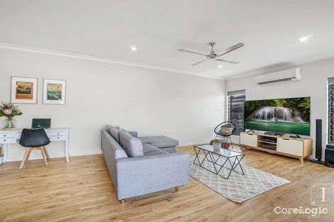 Property photo of 35 Fossilbrook Bend Trinity Park QLD 4879