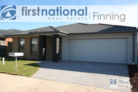 Property photo of 18 Lindwall Drive Cranbourne West VIC 3977