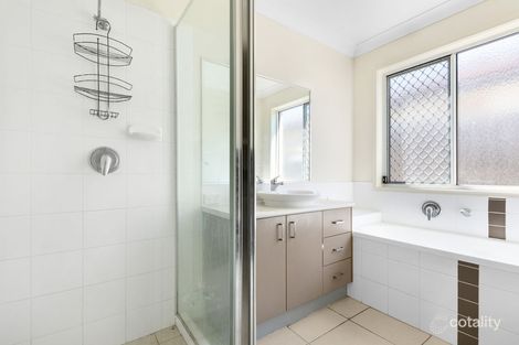 Property photo of 6 Raleigh Place Redbank Plains QLD 4301