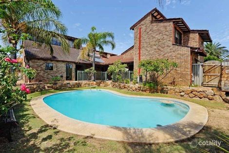 Property photo of 43 Maynard Way Karrinyup WA 6018