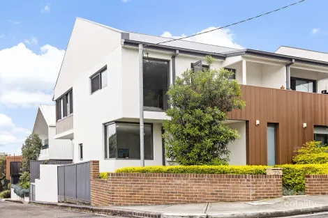22f Way St, Tempe, NSW 2044