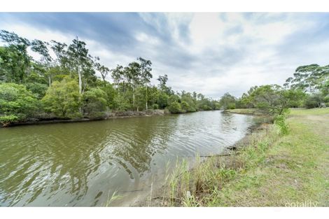 2/88 Kangaroo Ave, Coombabah, QLD 4216