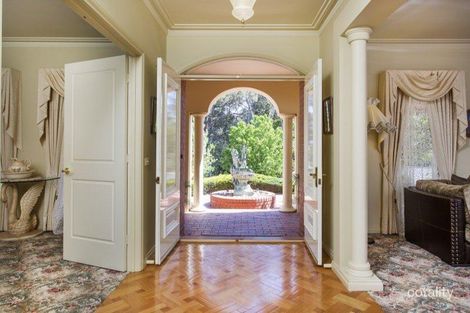 Property photo of 18 Doak Street East Bendigo VIC 3550