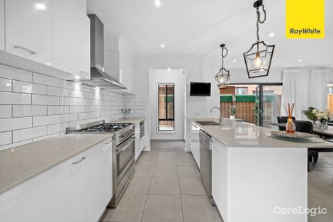 Property photo of 4 Somerset Road Thornhill Park VIC 3335