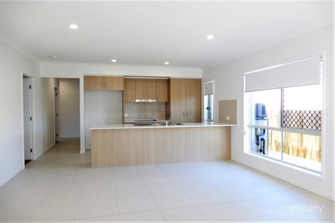 Property photo of 71 Lunar Circuit Spring Mountain QLD 4300