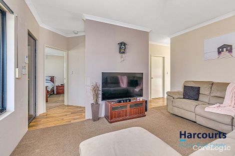 Property photo of 27 Quinine Crescent Byford WA 6122