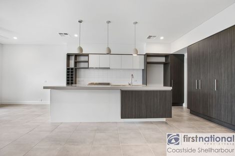 Property photo of 133 Harbour Boulevard Shell Cove NSW 2529