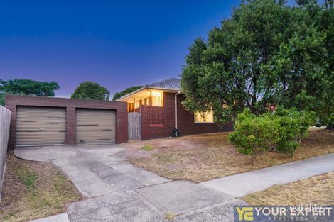 Property photo of 3 Castlecrag Close Endeavour Hills VIC 3802
