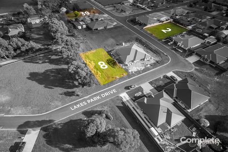 8 Lakes Park Dr, Ob Flat, SA 5291