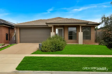 27 Bristol St, Strathtulloh, VIC 3338