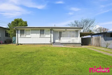 25 Feramin Ave, Whalan, NSW 2770