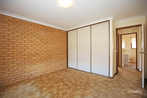 Property photo of 6/220 Piper Street Bathurst NSW 2795