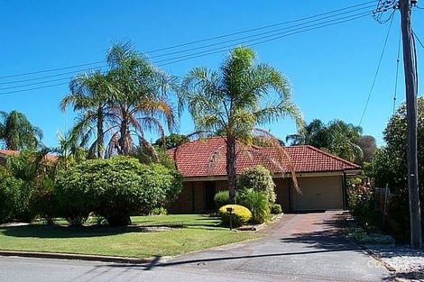 11 Sylvia Way, Eden Hill, WA 6054