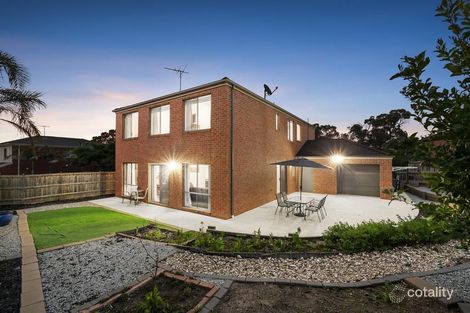 Property photo of 31 Tennyson Circuit Mill Park VIC 3082