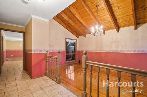 Property photo of 9 McClelland Drive Mill Park VIC 3082