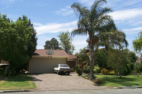 21 Mcguiness Dr, Leeming, WA 6149