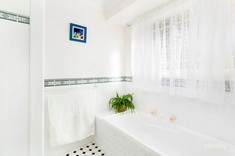 Property photo of 11 Moona Avenue Kiama Downs NSW 2533