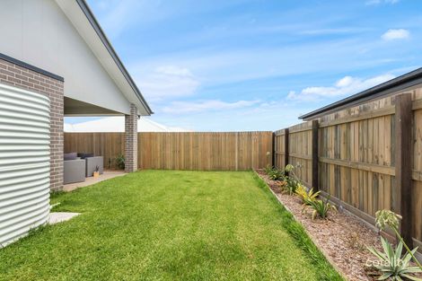 Property photo of 8 Rosseau Street Baringa QLD 4551