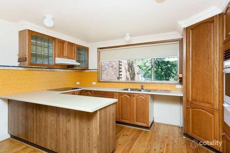 Property photo of 19 Sunnybar Parade Karabar NSW 2620