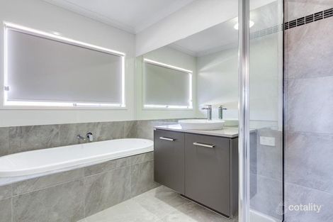 73 Oleary Way, Maddingley, VIC 3340