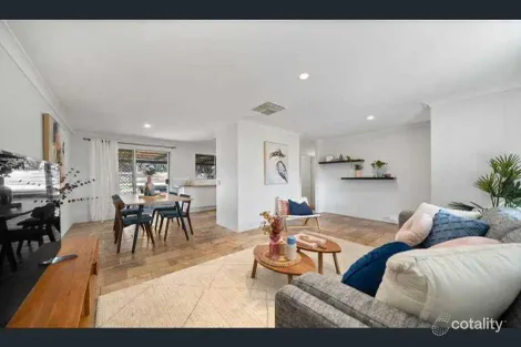 Property photo of 19 Harcourt Place Bellevue WA 6056